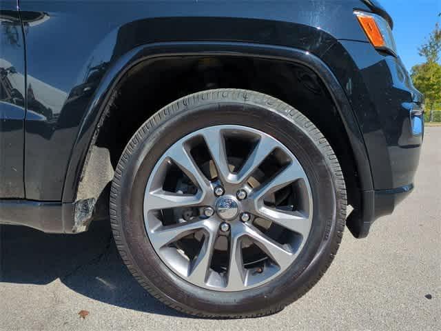 used 2017 Jeep Grand Cherokee car, priced at $13,860