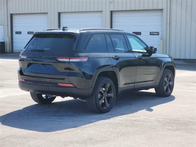 new 2025 Jeep Grand Cherokee car, priced at $42,620