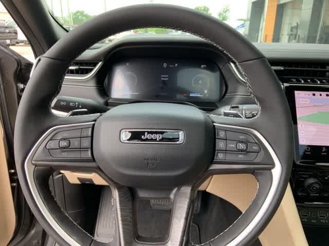 new 2025 Jeep Grand Cherokee car, priced at $54,210