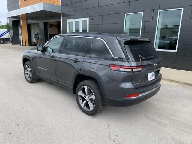 new 2025 Jeep Grand Cherokee car, priced at $54,210