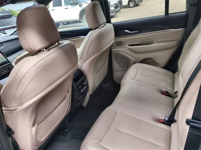 new 2025 Jeep Grand Cherokee car, priced at $42,710