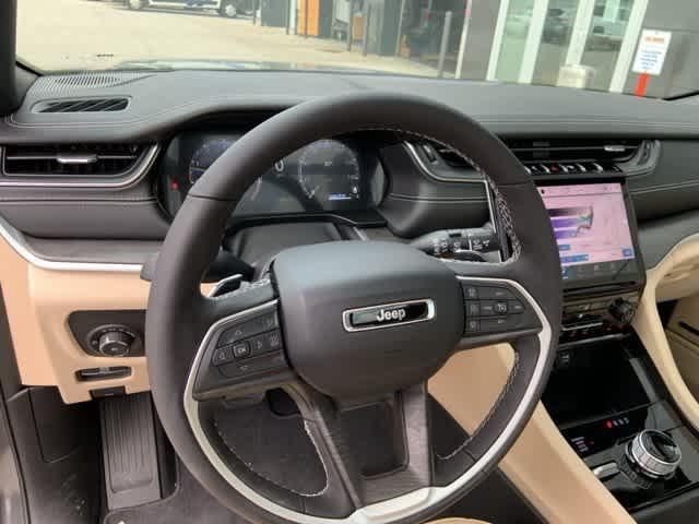 new 2025 Jeep Grand Cherokee car, priced at $54,210