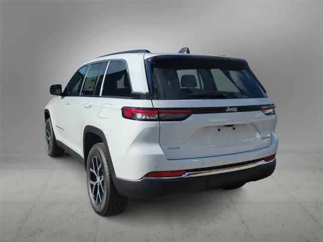 new 2025 Jeep Grand Cherokee car, priced at $39,860