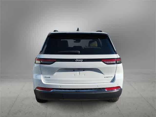 new 2025 Jeep Grand Cherokee car, priced at $39,860