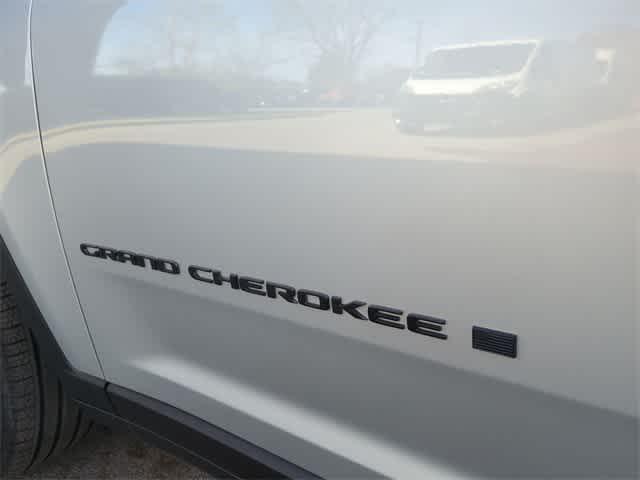 new 2025 Jeep Grand Cherokee L car, priced at $44,335