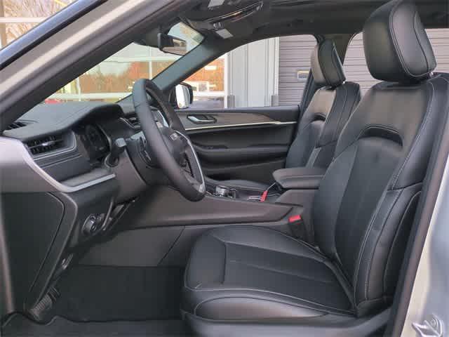 new 2025 Jeep Grand Cherokee L car, priced at $44,335