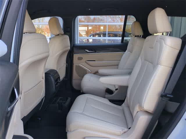 new 2025 Jeep Grand Cherokee L car, priced at $42,795