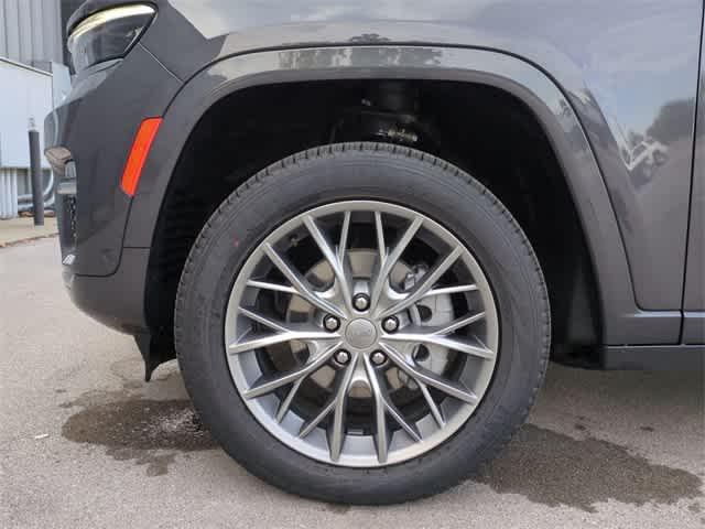 new 2025 Jeep Grand Cherokee car, priced at $53,105