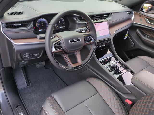 new 2025 Jeep Grand Cherokee car, priced at $53,105