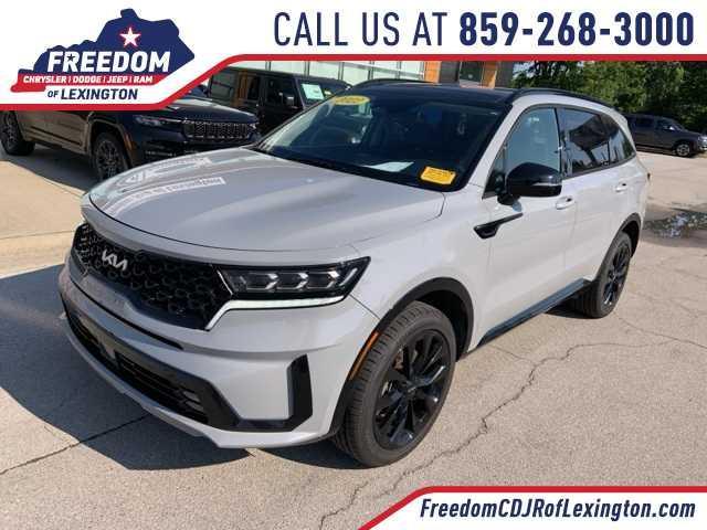 used 2022 Kia Sorento car, priced at $26,825