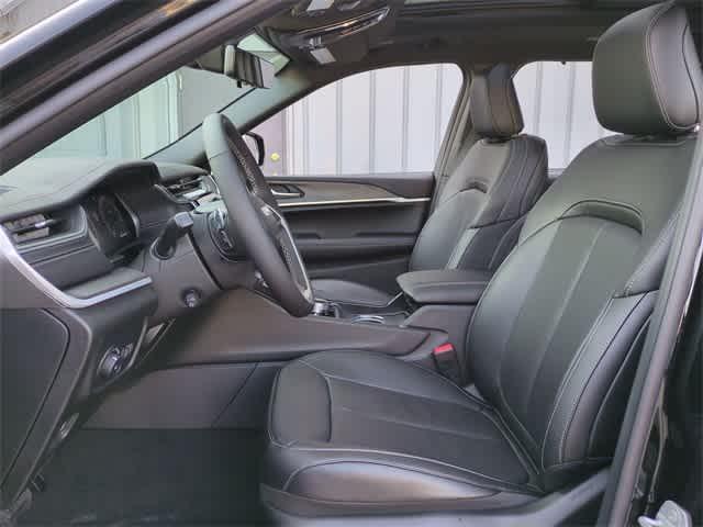 new 2025 Jeep Grand Cherokee L car, priced at $47,655