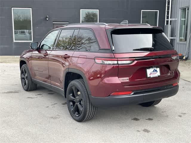 new 2025 Jeep Grand Cherokee car, priced at $43,270