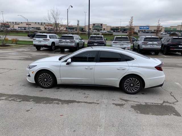 used 2022 Hyundai Sonata Hybrid car