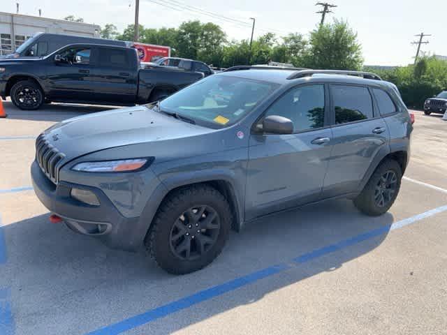used 2015 Jeep Cherokee car, priced at $7,588