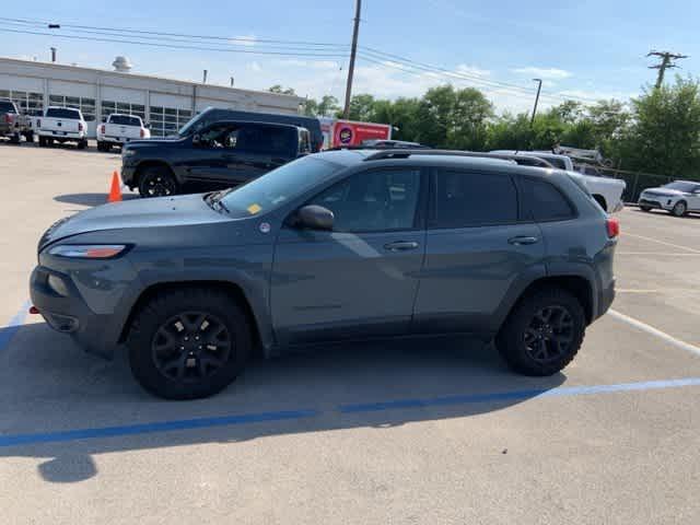 used 2015 Jeep Cherokee car, priced at $7,588