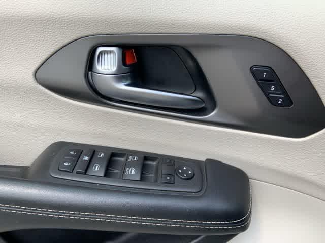 used 2022 Chrysler Pacifica car, priced at $22,595
