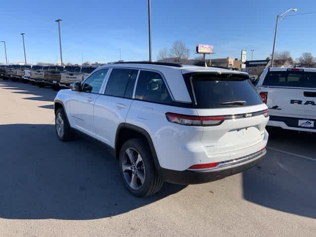 new 2025 Jeep Grand Cherokee car, priced at $49,260