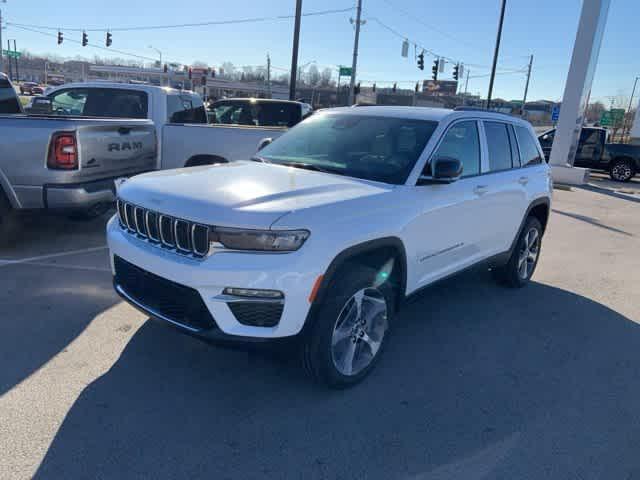 new 2025 Jeep Grand Cherokee car, priced at $49,260