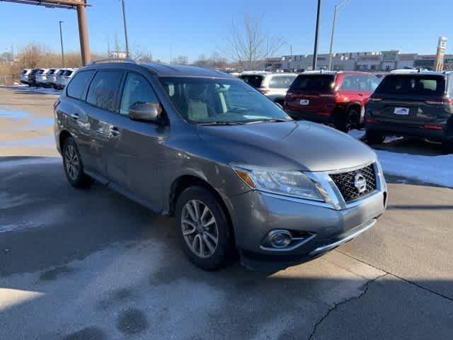 used 2015 Nissan Pathfinder car, priced at $3,950