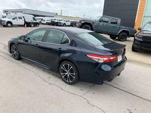 used 2018 Toyota Camry car, priced at $17,400