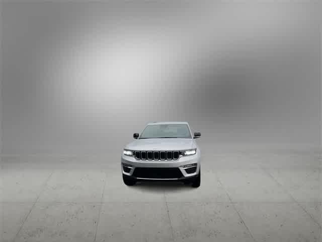 new 2025 Jeep Grand Cherokee car, priced at $47,397