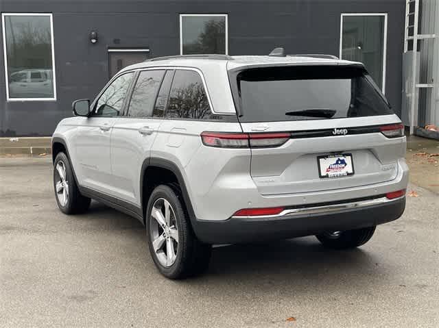 new 2025 Jeep Grand Cherokee car, priced at $47,397