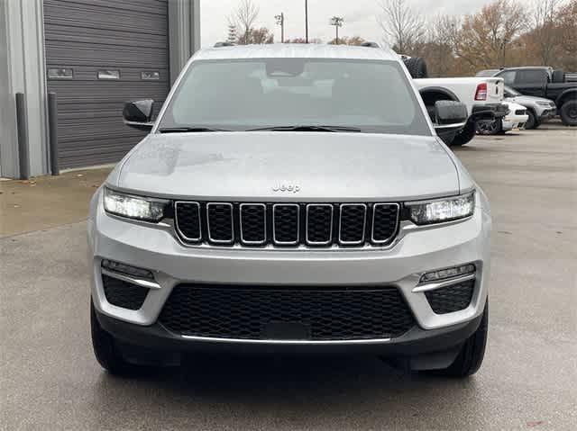 new 2025 Jeep Grand Cherokee car, priced at $47,397