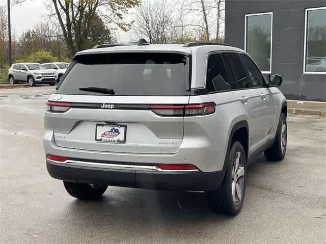 new 2025 Jeep Grand Cherokee car, priced at $47,397