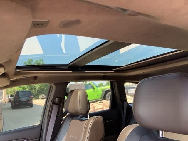 used 2018 Jeep Grand Cherokee car, priced at $25,995