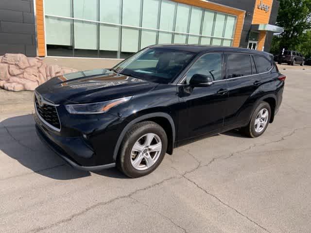 used 2021 Toyota Highlander car, priced at $23,495