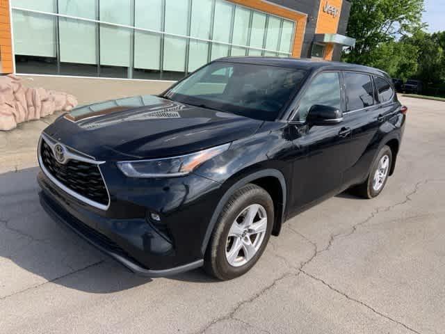 used 2021 Toyota Highlander car, priced at $23,495