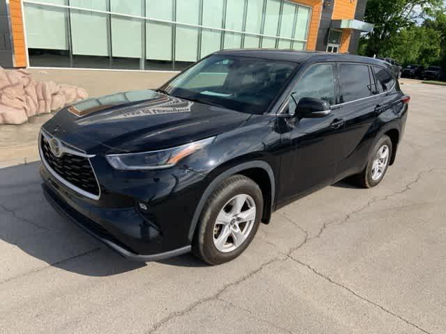 used 2021 Toyota Highlander car, priced at $23,495