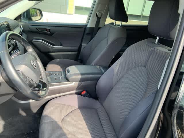 used 2021 Toyota Highlander car, priced at $23,495