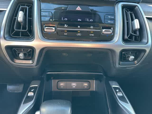 used 2022 Kia Sorento car, priced at $26,707