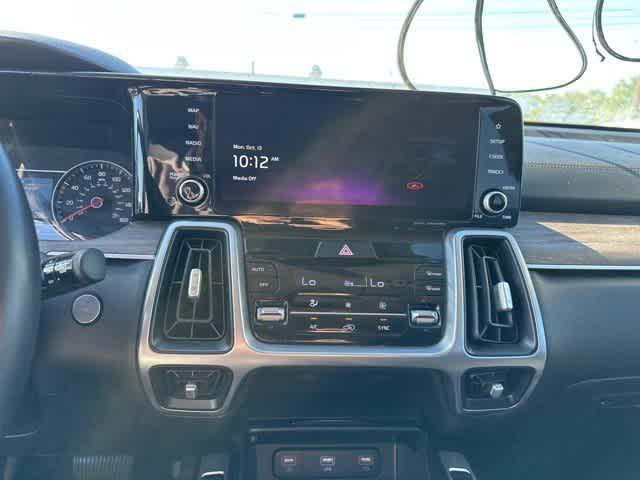 used 2022 Kia Sorento car, priced at $26,707