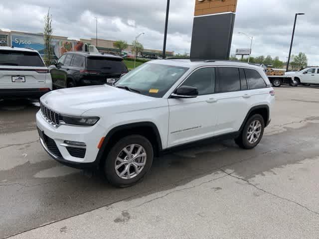 used 2022 Jeep Grand Cherokee car, priced at $28,795