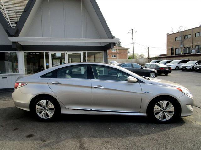 used 2014 Hyundai Sonata Hybrid car, priced at $9,985