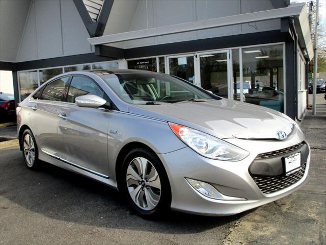 used 2014 Hyundai Sonata Hybrid car, priced at $9,985