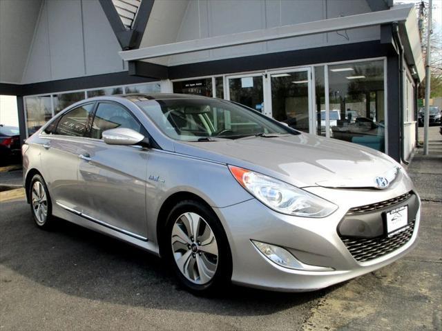 used 2014 Hyundai Sonata Hybrid car, priced at $8,985