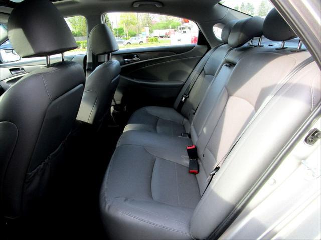 used 2014 Hyundai Sonata Hybrid car, priced at $9,985