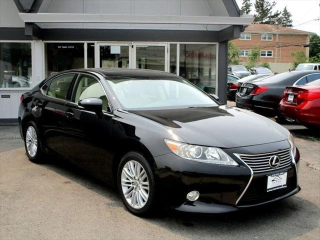 used 2013 Lexus ES 350 car, priced at $17,985