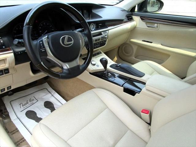 used 2013 Lexus ES 350 car, priced at $17,985