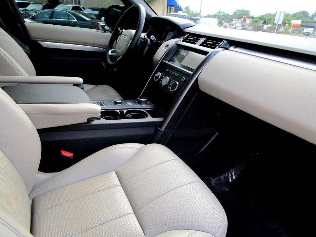 used 2020 Land Rover Discovery car, priced at $24,985