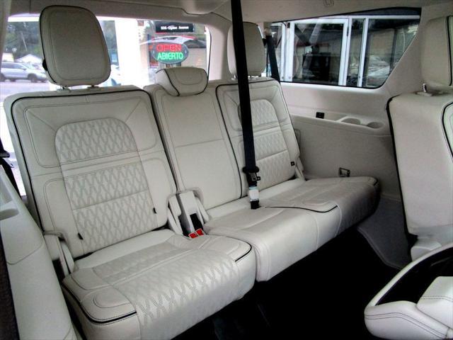 used 2022 Lincoln Navigator car, priced at $55,985