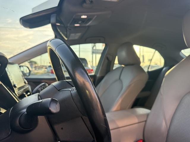 used 2022 Toyota Camry Hybrid car, priced at $28,800
