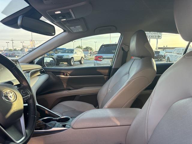 used 2022 Toyota Camry Hybrid car, priced at $28,800