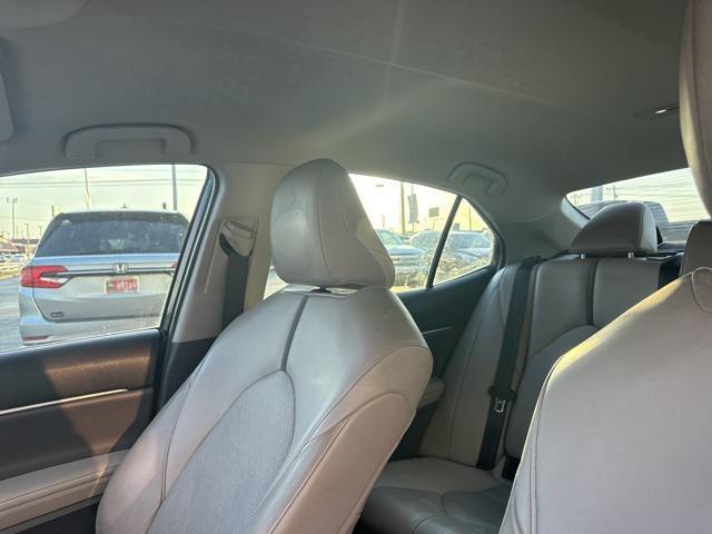 used 2022 Toyota Camry Hybrid car, priced at $28,800
