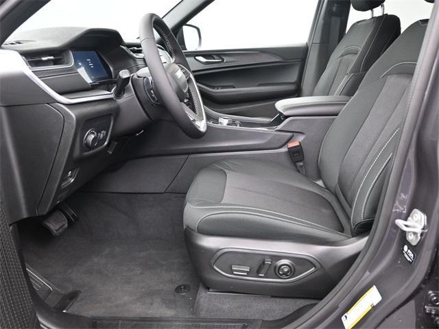 new 2025 Jeep Grand Cherokee L car, priced at $33,125
