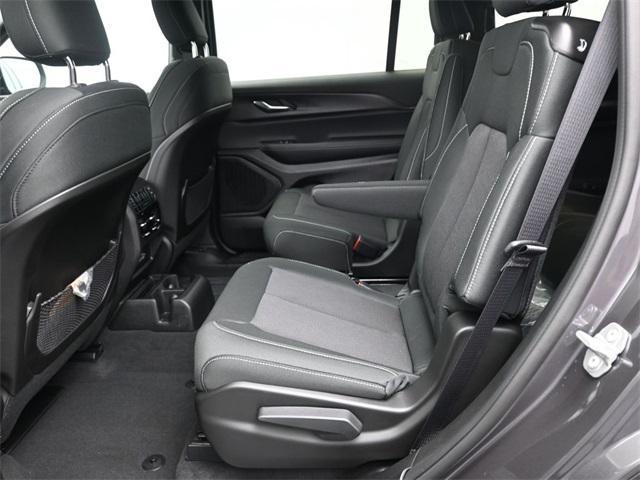 new 2025 Jeep Grand Cherokee L car, priced at $33,125