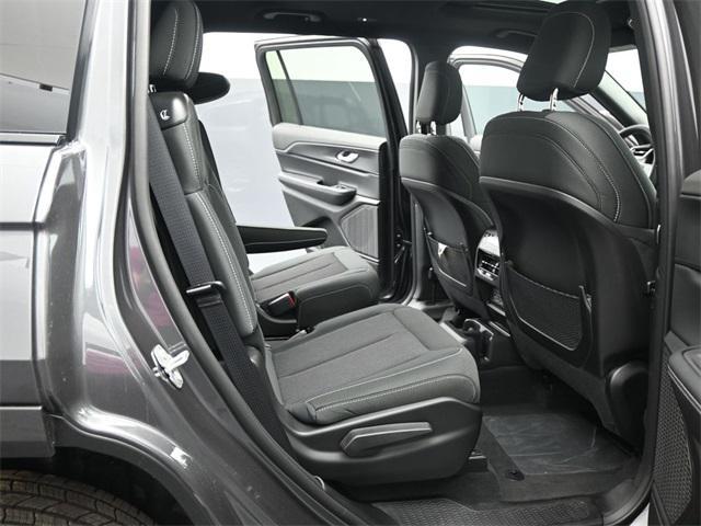new 2025 Jeep Grand Cherokee L car, priced at $33,125